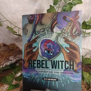 Rebel Witch Photo de la couverture